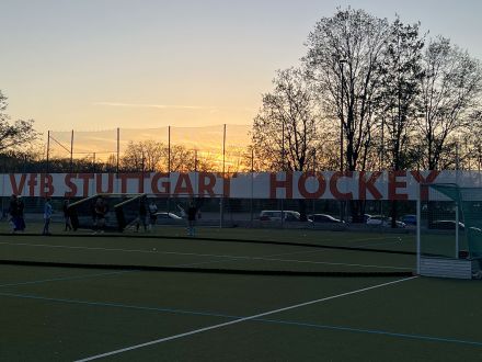 Bigger is better – Riesenbanner in 20 m Breite für VfB Stuttgart Hockey